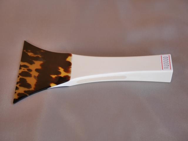 プラ台津軽べっ甲撥(中古) [C-25]