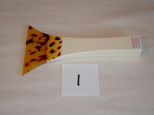 津軽三味線先べっ甲撥 高級 津軽三味線 鼈甲撥 天然素材 バチ 和楽器 民謡 アンティーク 細密