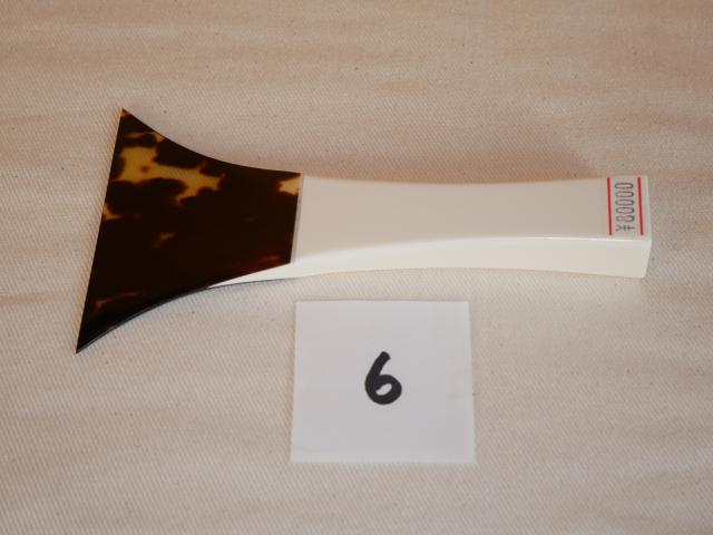 プラ台津軽べっ甲撥(新品) [B-6]